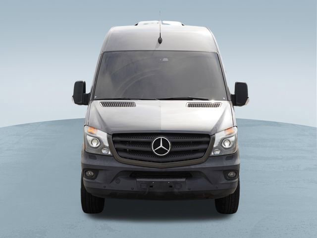 Used 2018 Mercedes-Benz Sprinter 2500 image 2