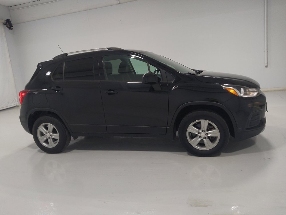 Used 2022 Chevrolet Trax LT w/ LT Convenience Package AWD/4WD image 11