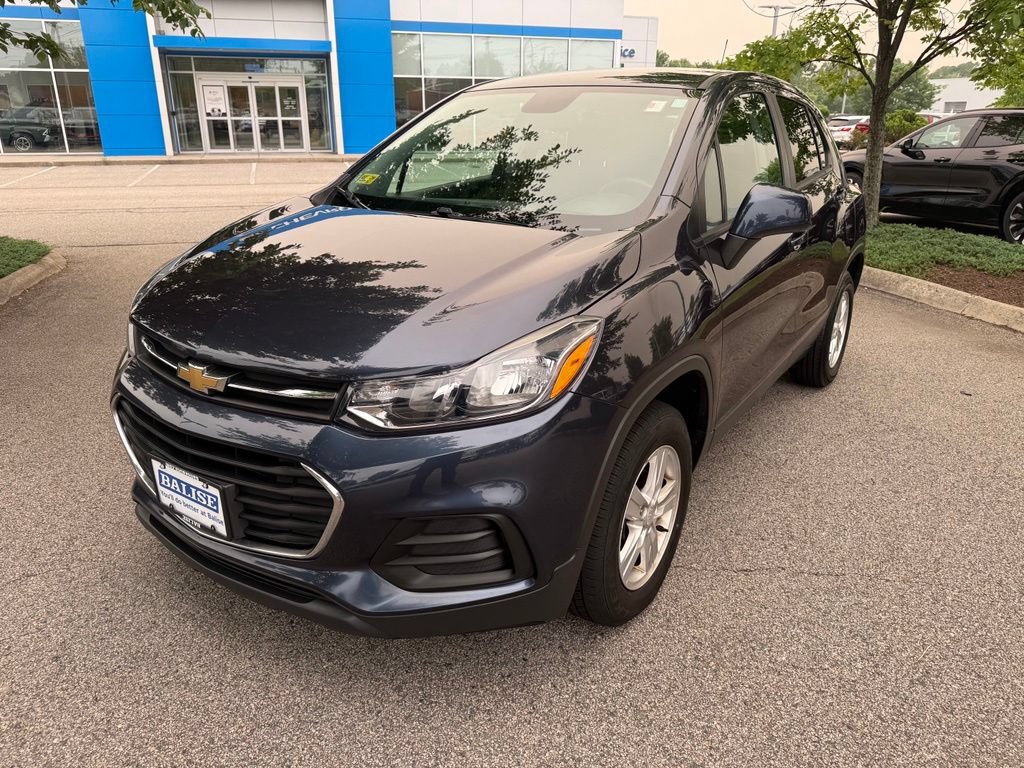 Used 2019 Chevrolet Trax LS w/ Tint and Cruise Package AWD/4WD image 9