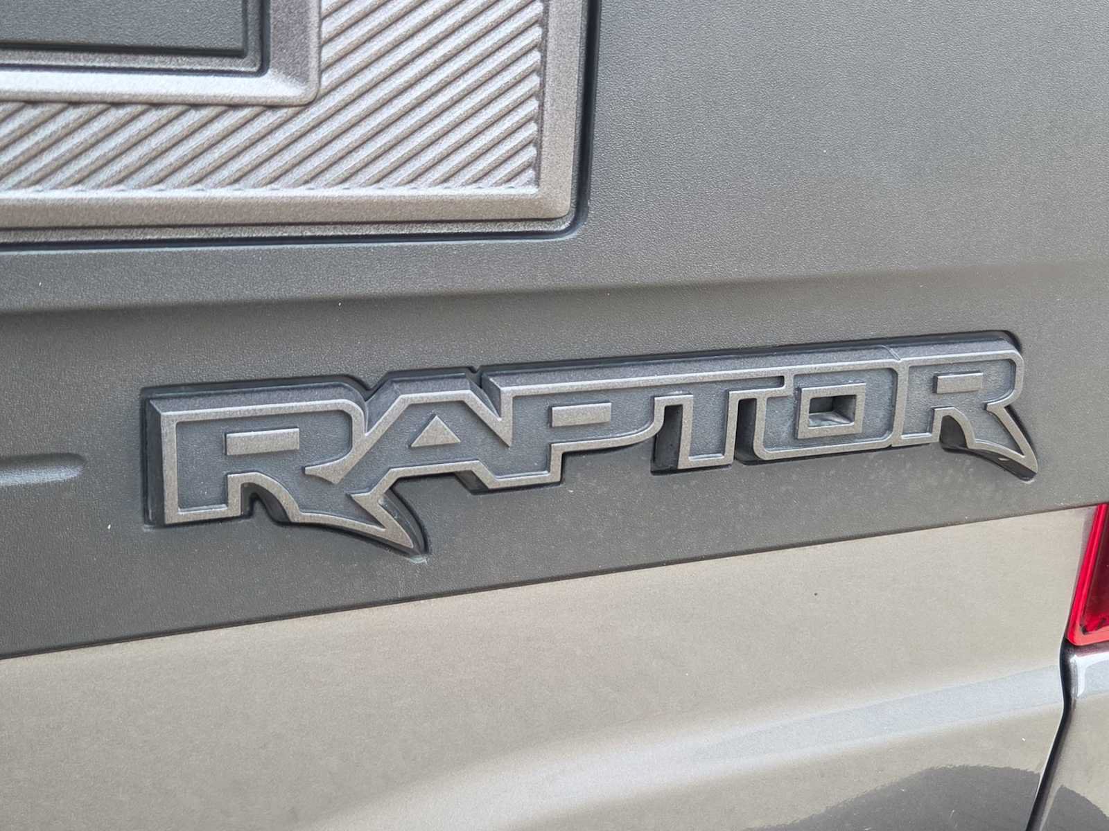 Used 2025 Ford F150 Raptor AWD/4WD image 11