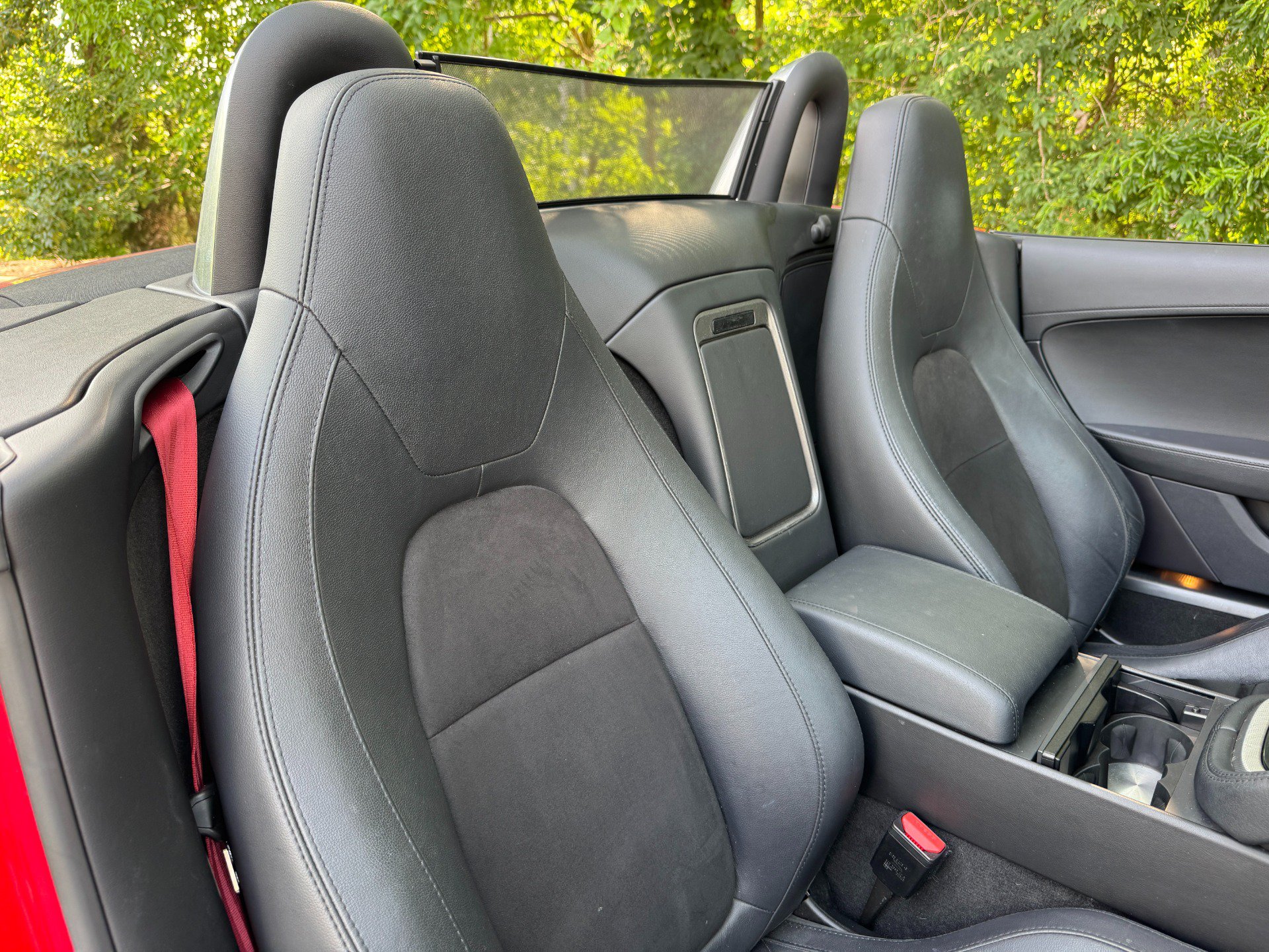 Used 2014 Jaguar F-TYPE Convertible RWD image 54
