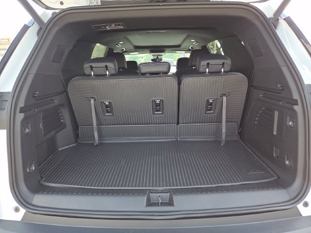 New 2027 Chevrolet Traverse LT w/ Sun and Wheel Package AWD/4WD image 20