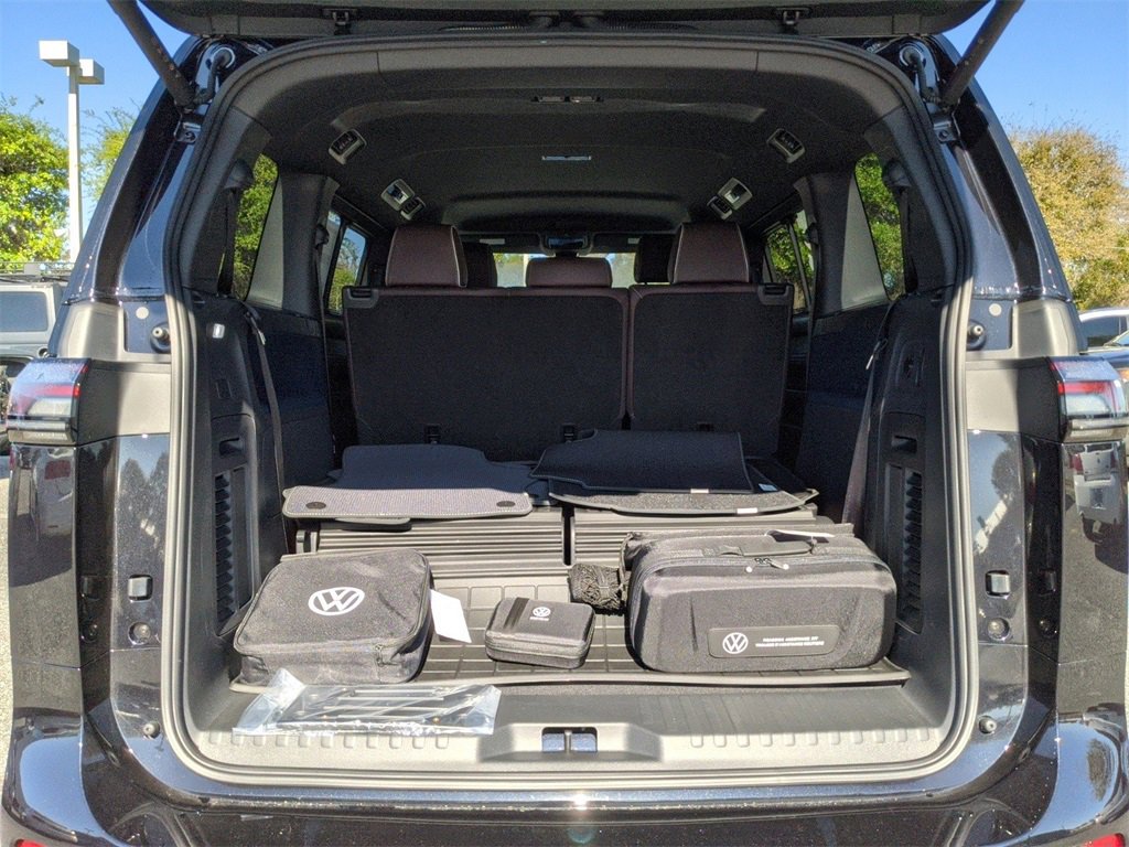 New 2025 Volkswagen ID. Buzz Pro S image 15