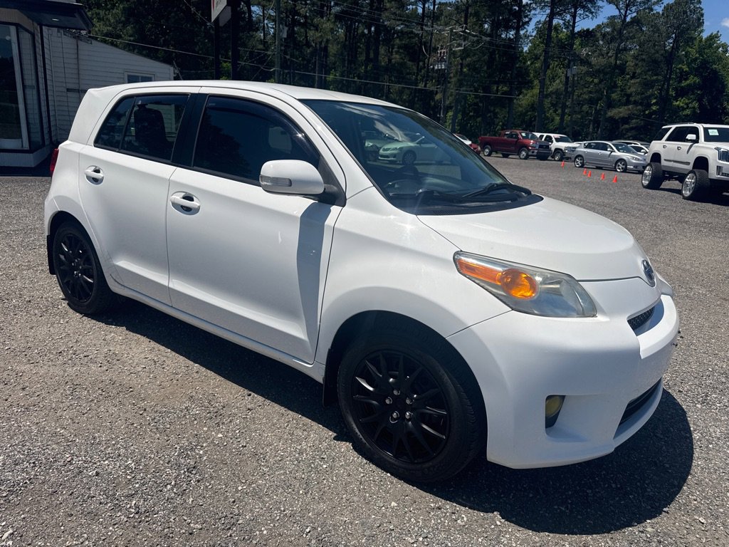 Used 2011 Scion xD FWD image 15