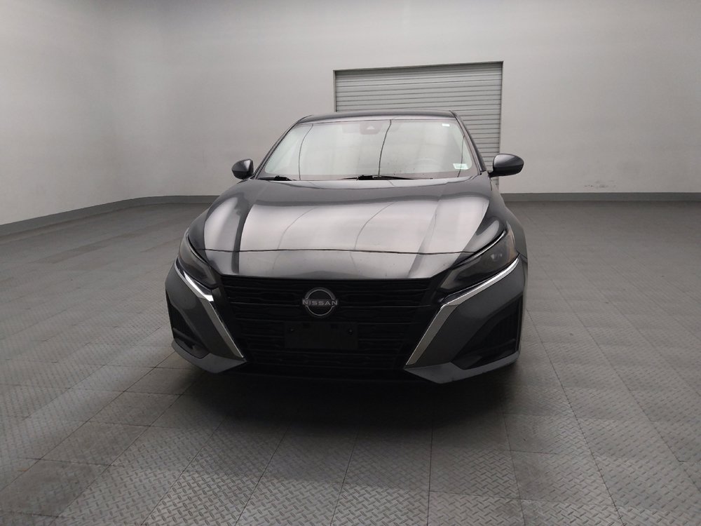 Used 2023 Nissan Altima 2.5 SV image 15