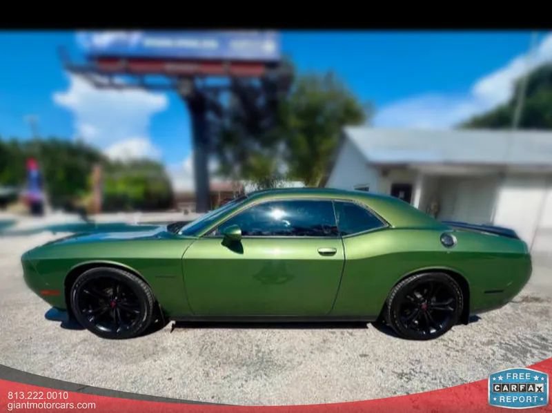 Used 2020 Dodge Challenger R/T RWD image 8