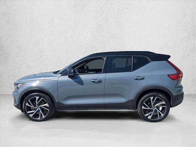 Used 2021 Volvo XC40 T5 R-Design image 9