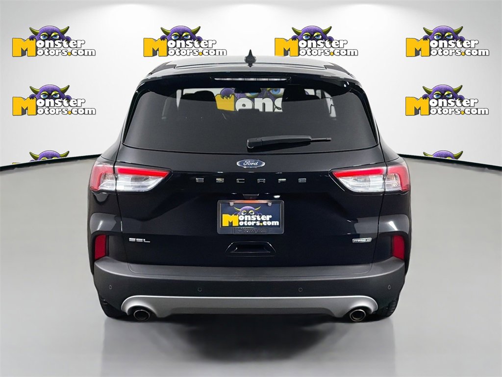 Used 2022 Ford Escape SEL image 9