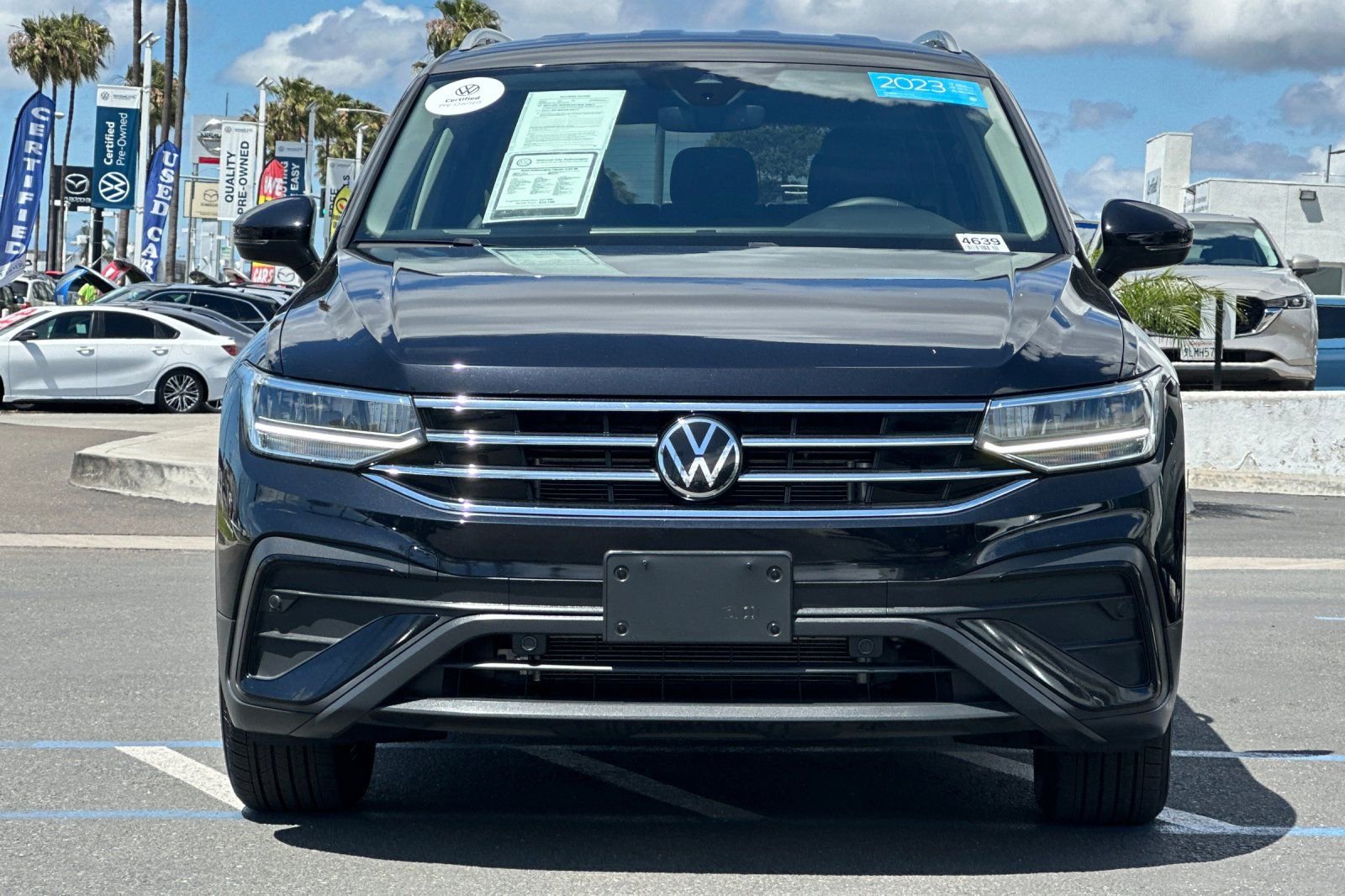 Used 2023 Volkswagen Tiguan SE FWD image 10