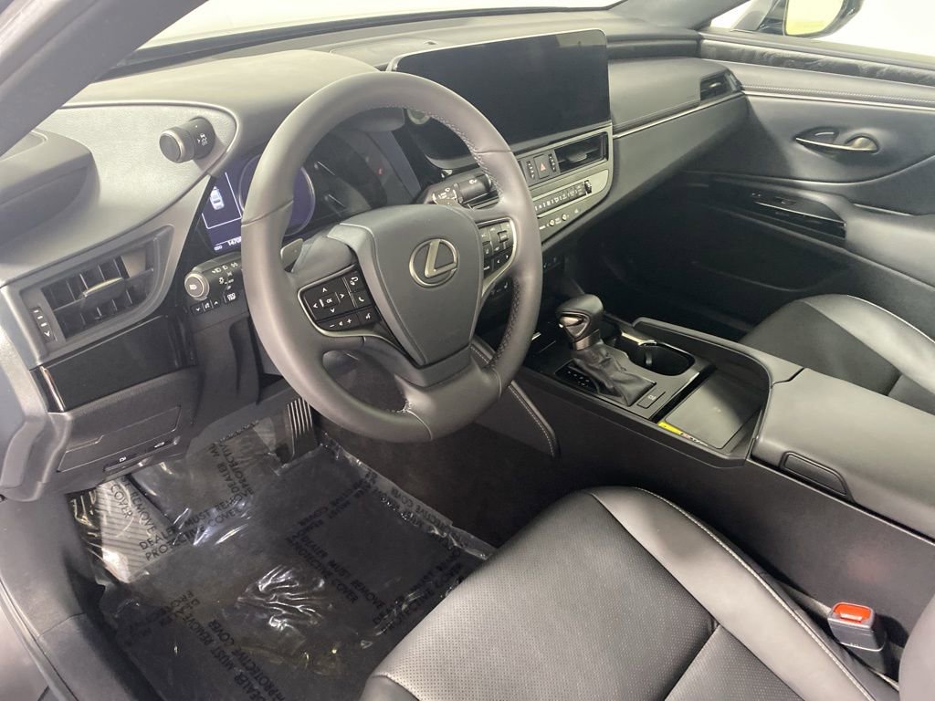 Certified 2023 Lexus ES 350 w/ Premium Package image 11