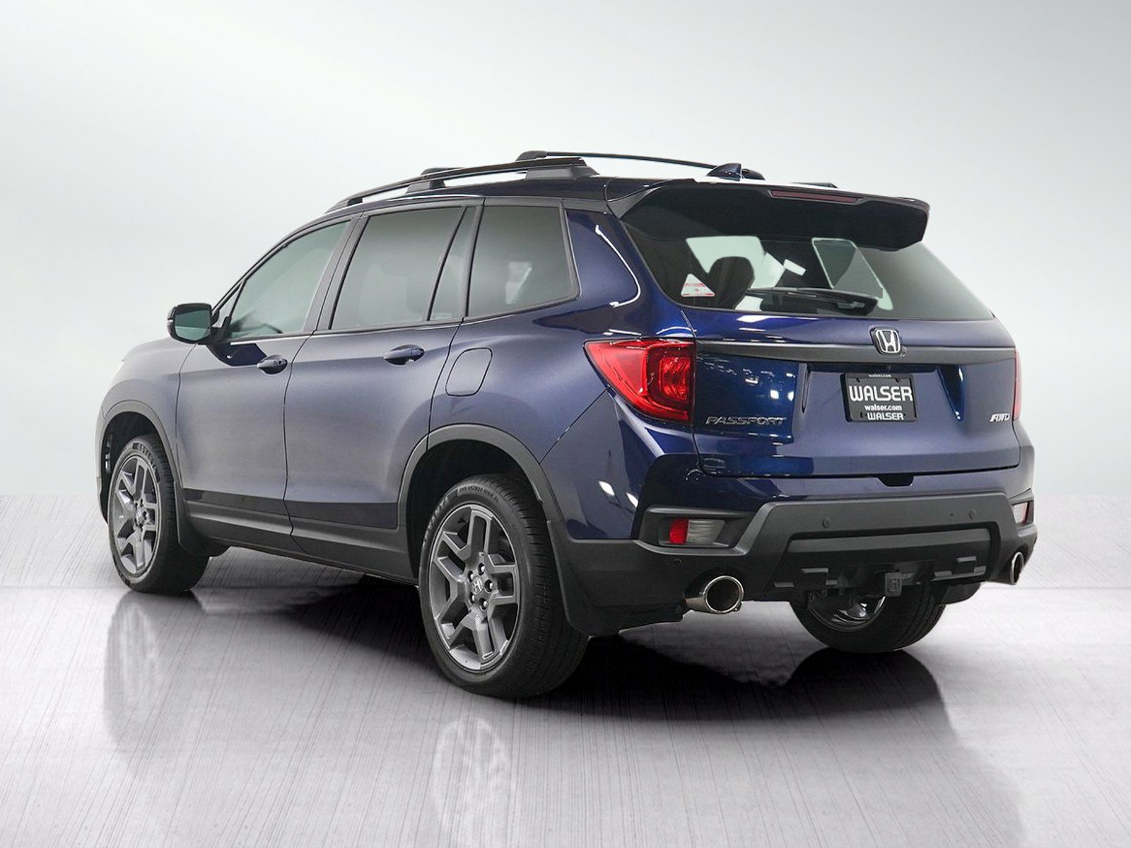 Used 2023 Honda Passport EX-L image 3