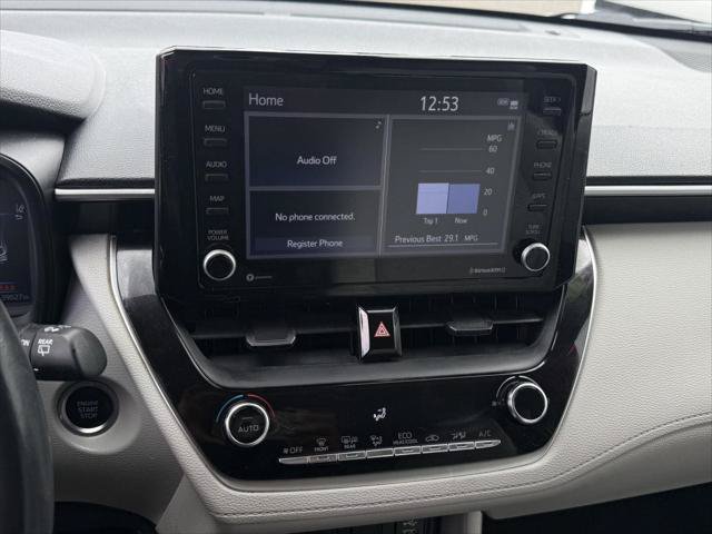 Certified 2022 Toyota Corolla Cross LE AWD/4WD image 26
