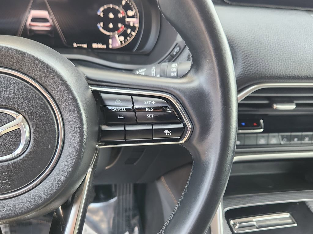 Used 2024 MAZDA CX-90 Plug-In Hybrid w/ Premium Pkg image 17