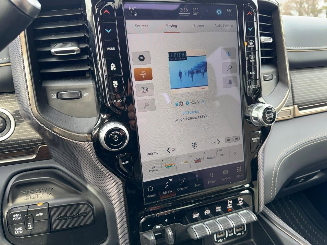 Used 2022 RAM 3500 Limited image 19