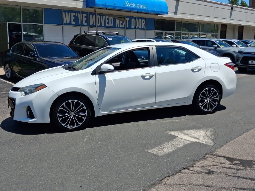 Used 2015 Toyota Corolla S FWD image 4