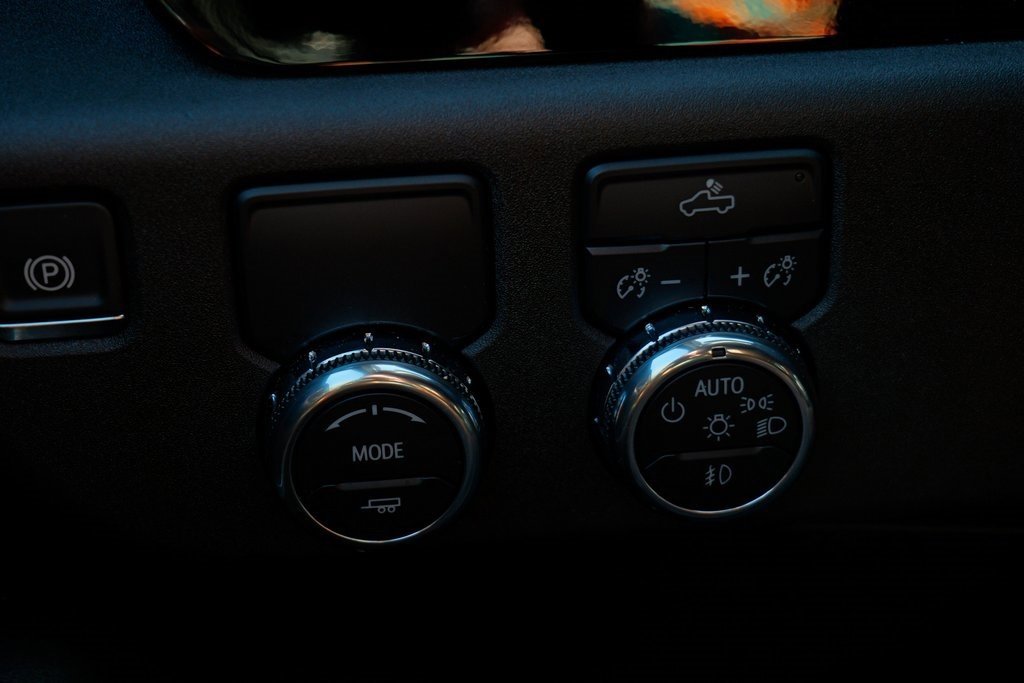 New 2026 GMC Sierra 1500 Elevation image 25