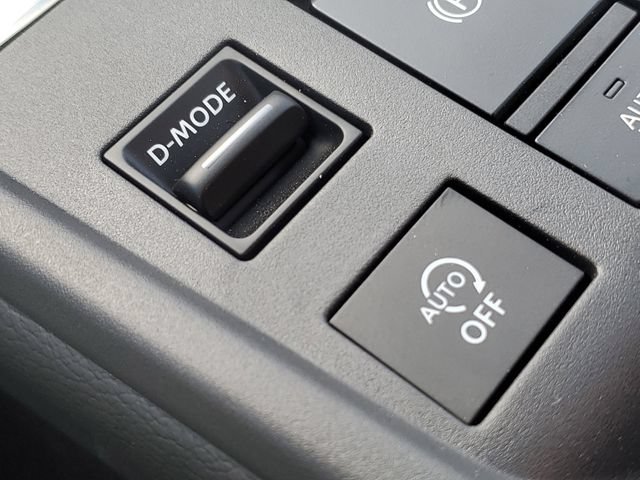 New 2026 Nissan Sentra SR w/ SR Premium Package FWD image 21