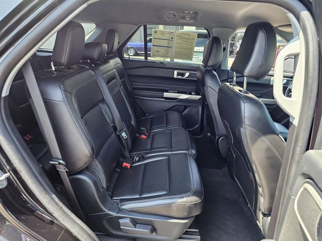 Certified 2023 Ford Explorer XLT w/ Equipment Group 202A image 27
