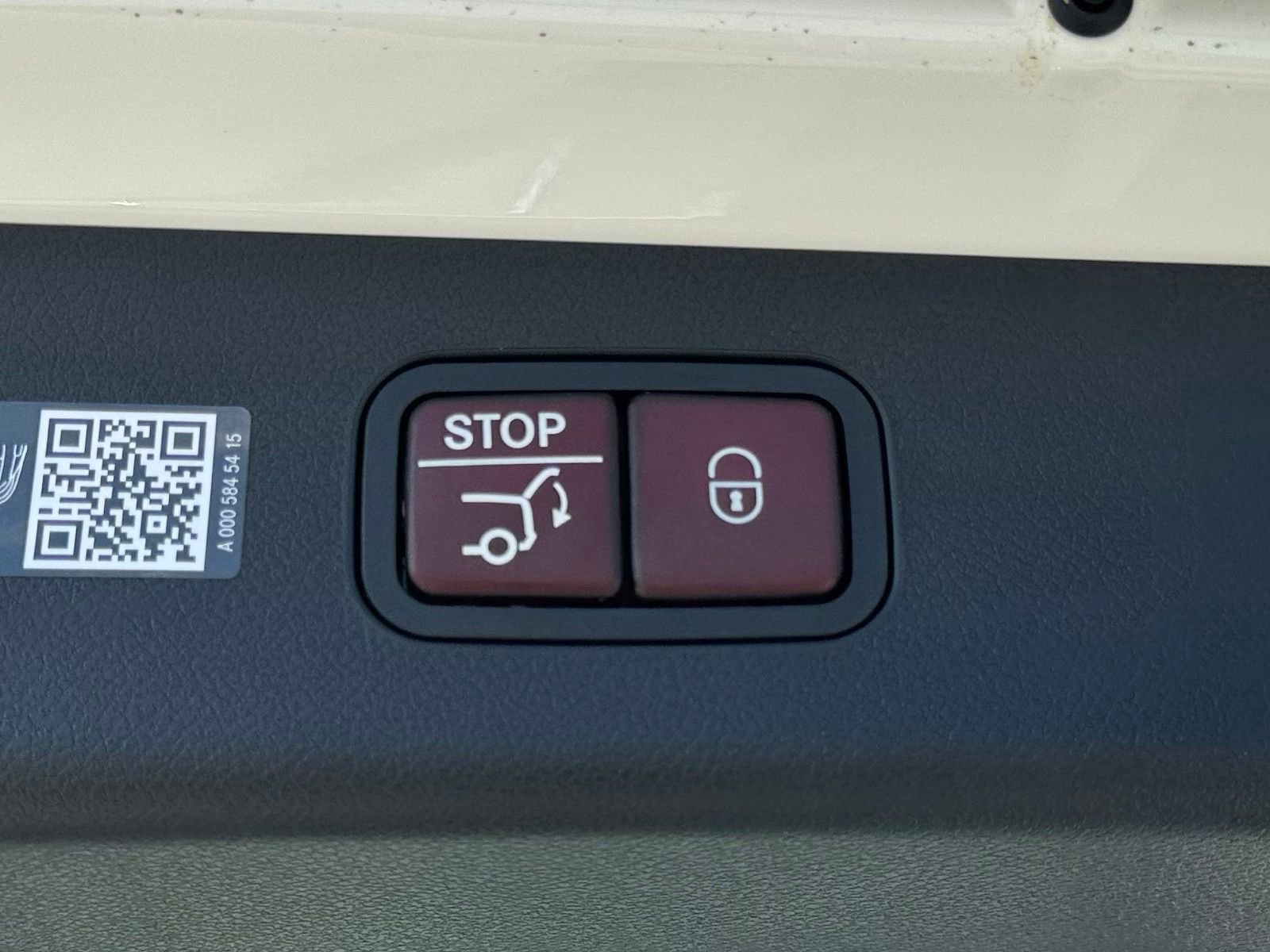 New 2025 Mercedes-Benz E 450 4MATIC All-Terrain Wagon image 11