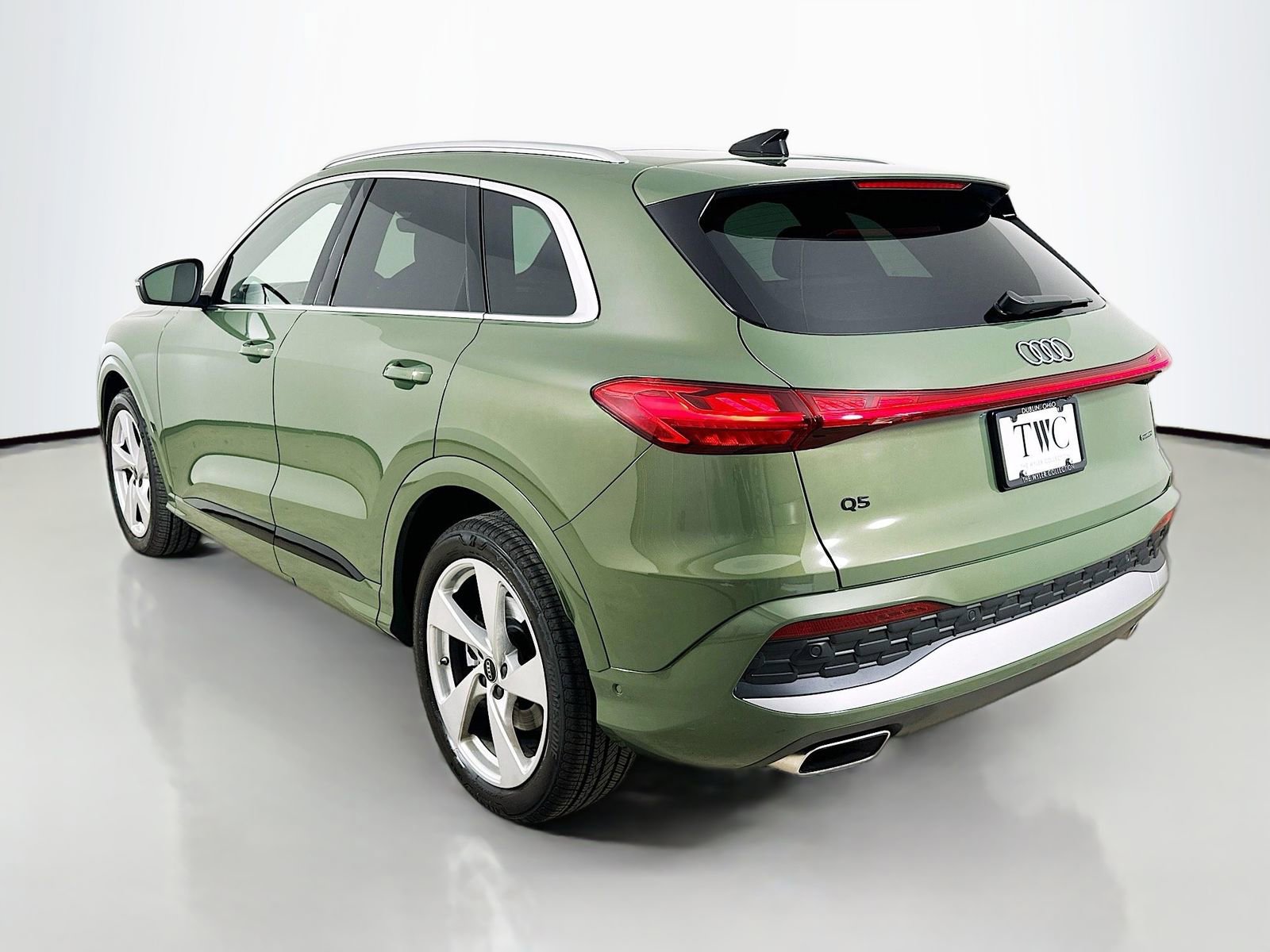 Used 2025 Audi Q5 Prestige AWD/4WD image 7