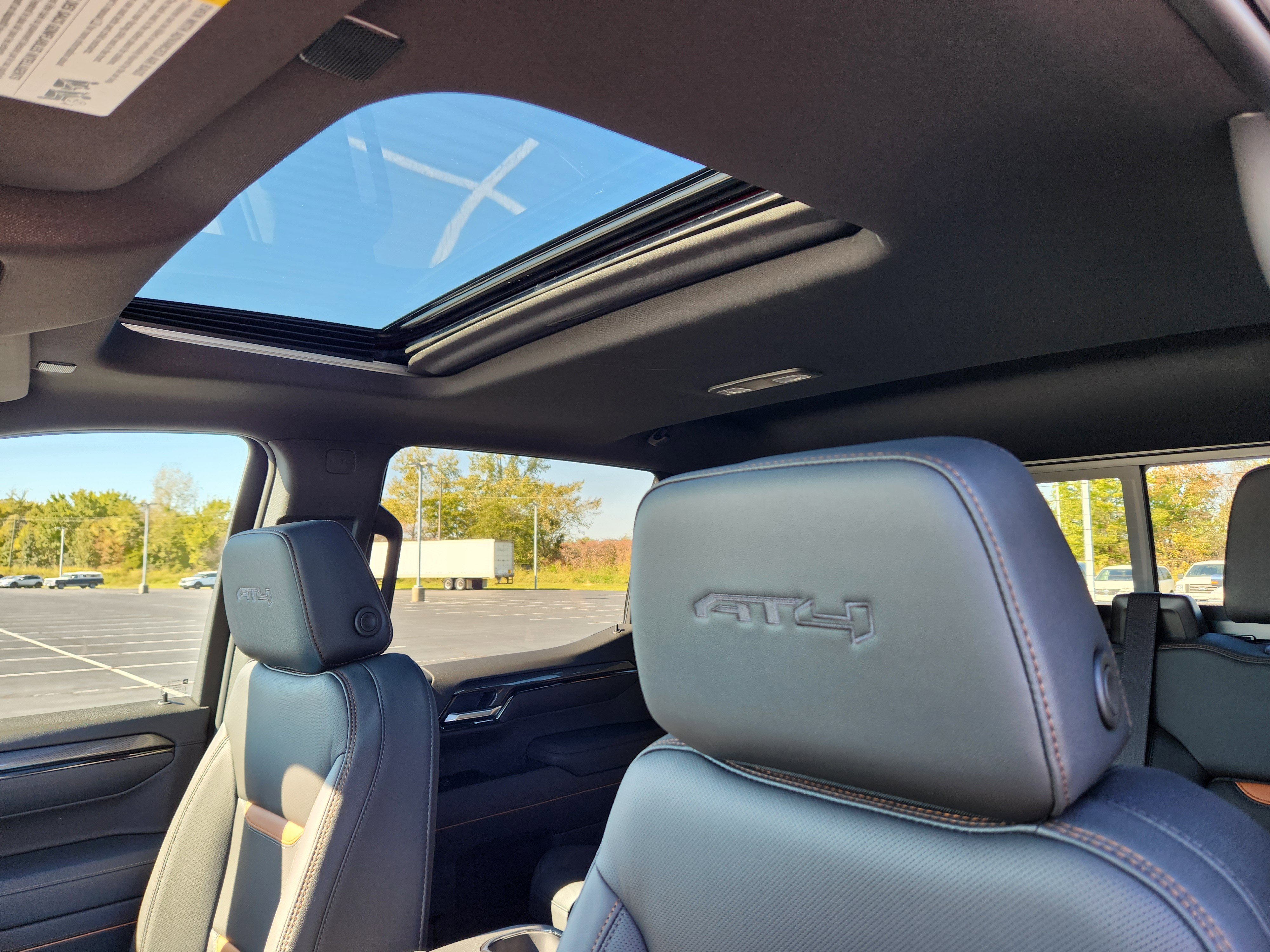 New 2026 GMC Sierra 1500 AT4 w/ AT4 Premium Package image 17