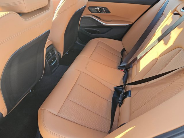 New 2026 BMW 330i Sedan w/ M Sport Package image 15