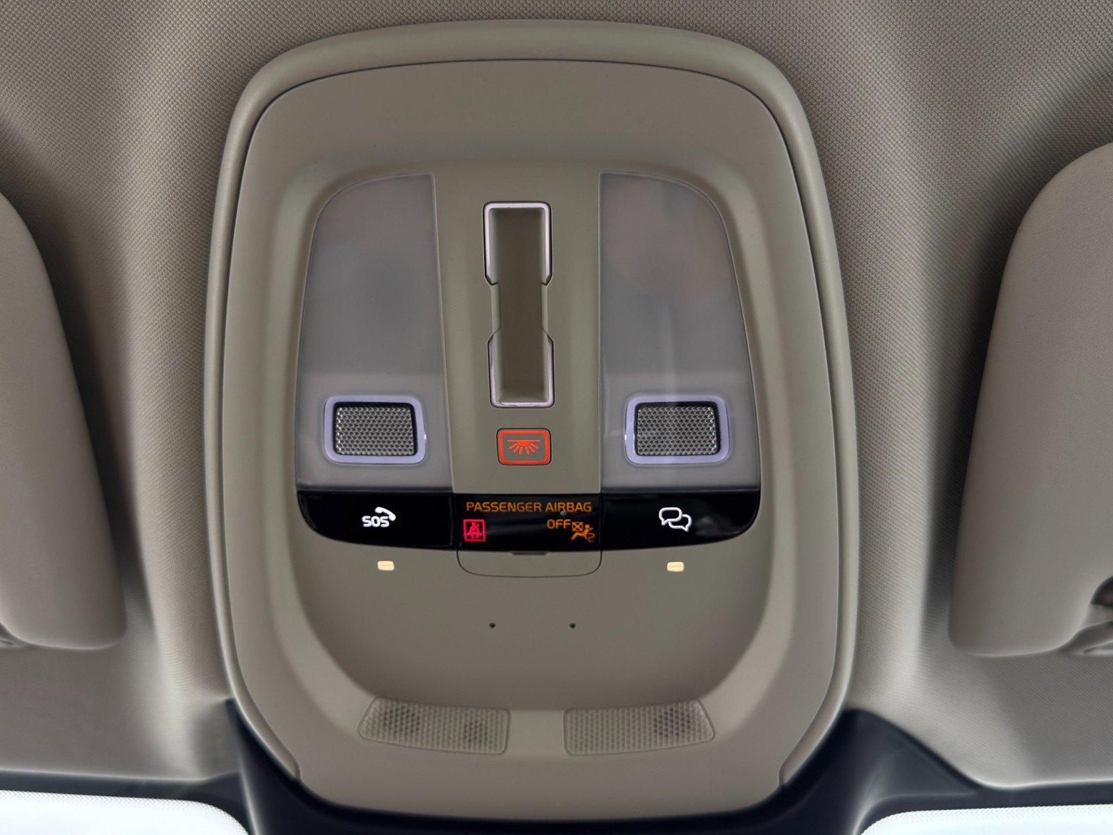 Used 2024 Volvo S60 B5 Plus w/ Protection Package Premier image 33