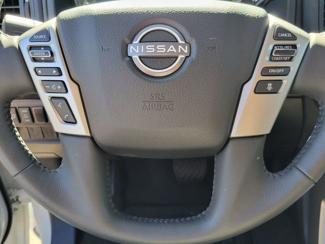 Used 2024 Nissan Titan SV w/ SV Convenience Package image 16