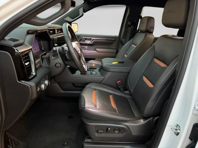 Used 2024 GMC Sierra 1500 AT4 w/ AT4 Preferred Package AWD/4WD image 12