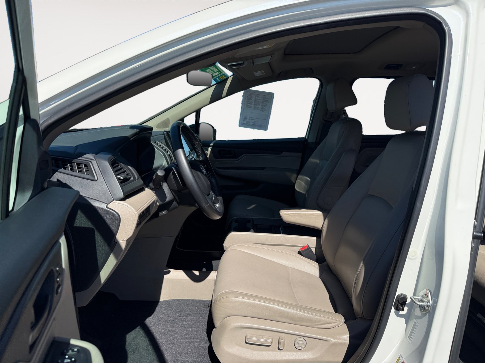 Used 2018 Honda Odyssey EX-L image 10