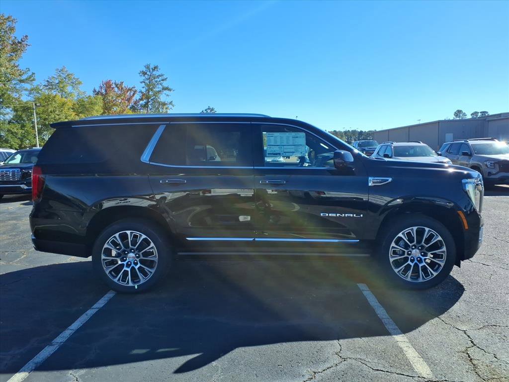 New 2026 GMC Yukon Denali w/ Sun & Power Step Package image 3