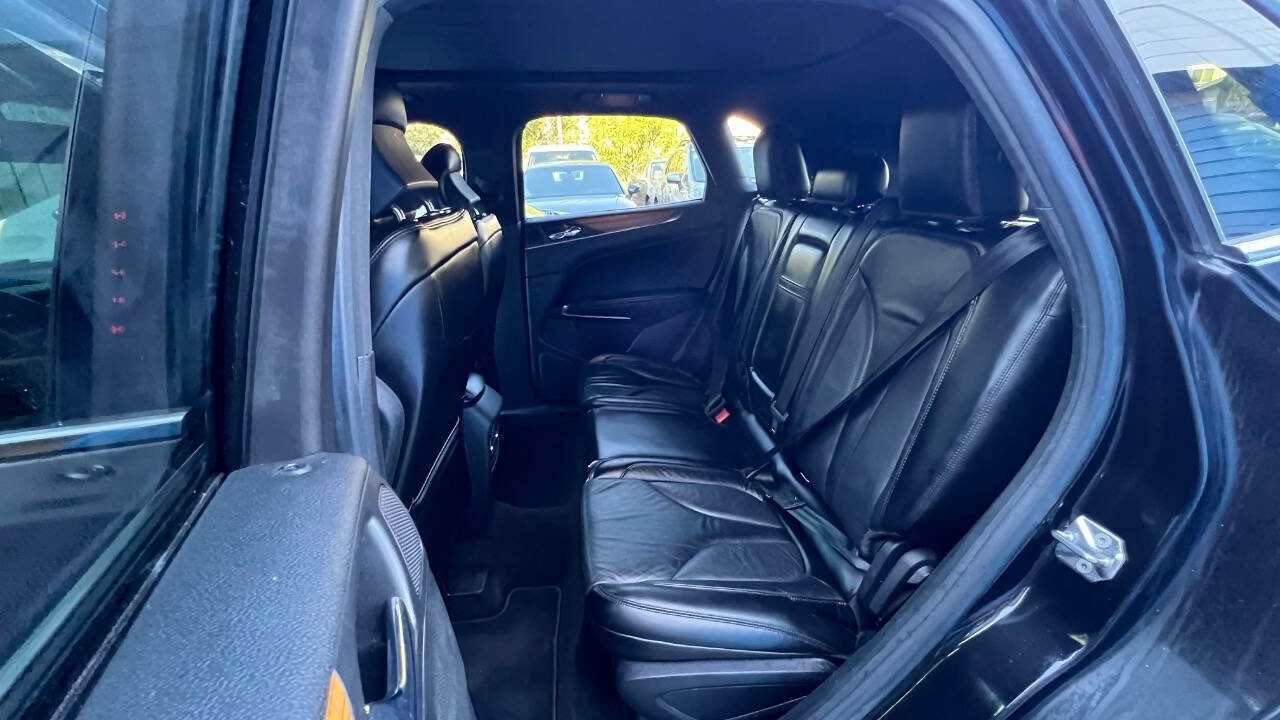 Used 2015 Lincoln MKC FWD w/ Equipment Group 101A Select image 21