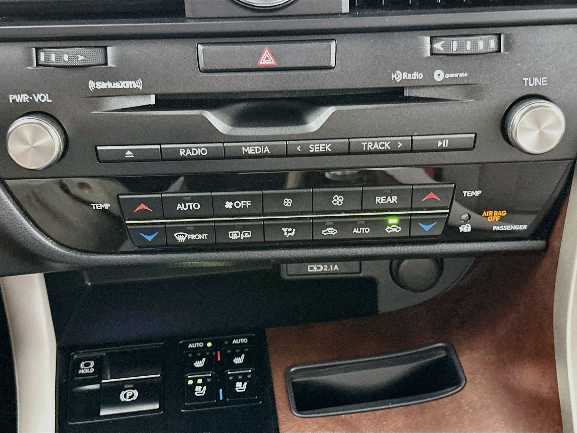 Used 2020 Lexus RX 350L Premium w/ Premium Package AWD/4WD image 24