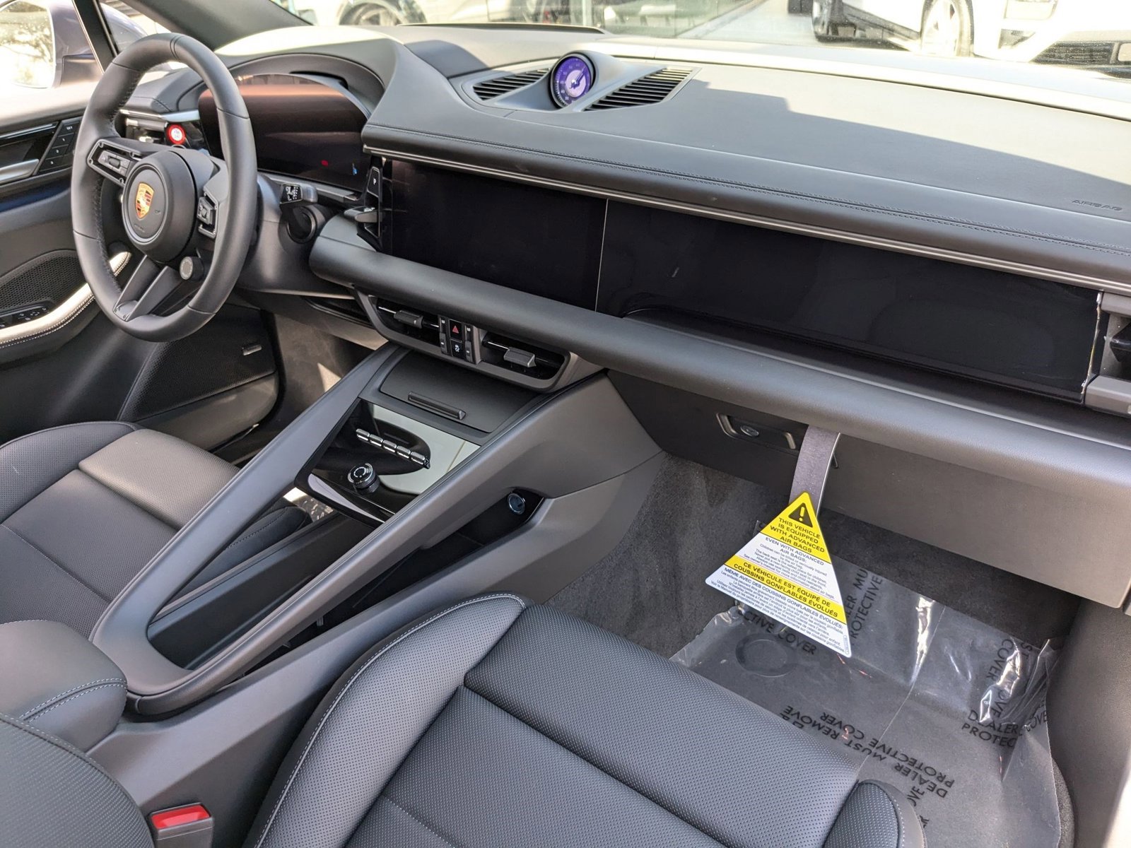 New 2025 Porsche Macan 4S Electric image 24