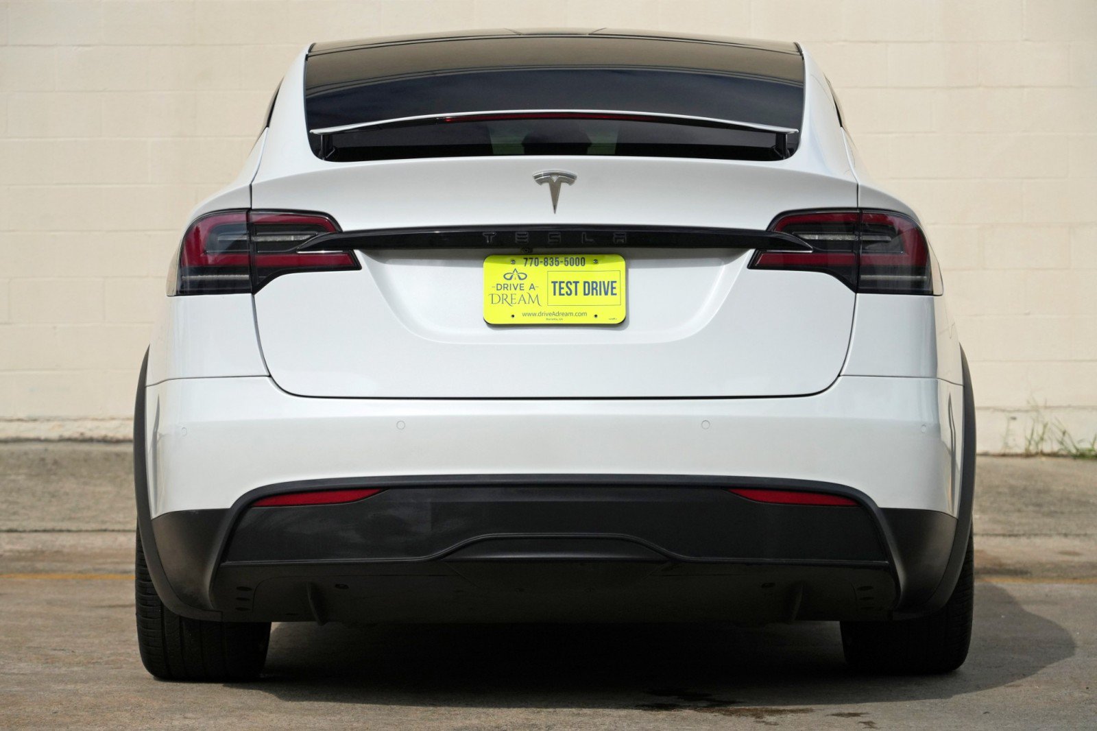 Used 2023 Tesla Model X AWD/4WD image 11