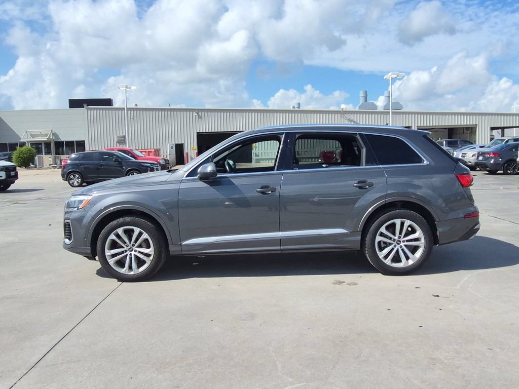 Used 2025 Audi Q7 3.0T Premium Plus AWD/4WD image 3