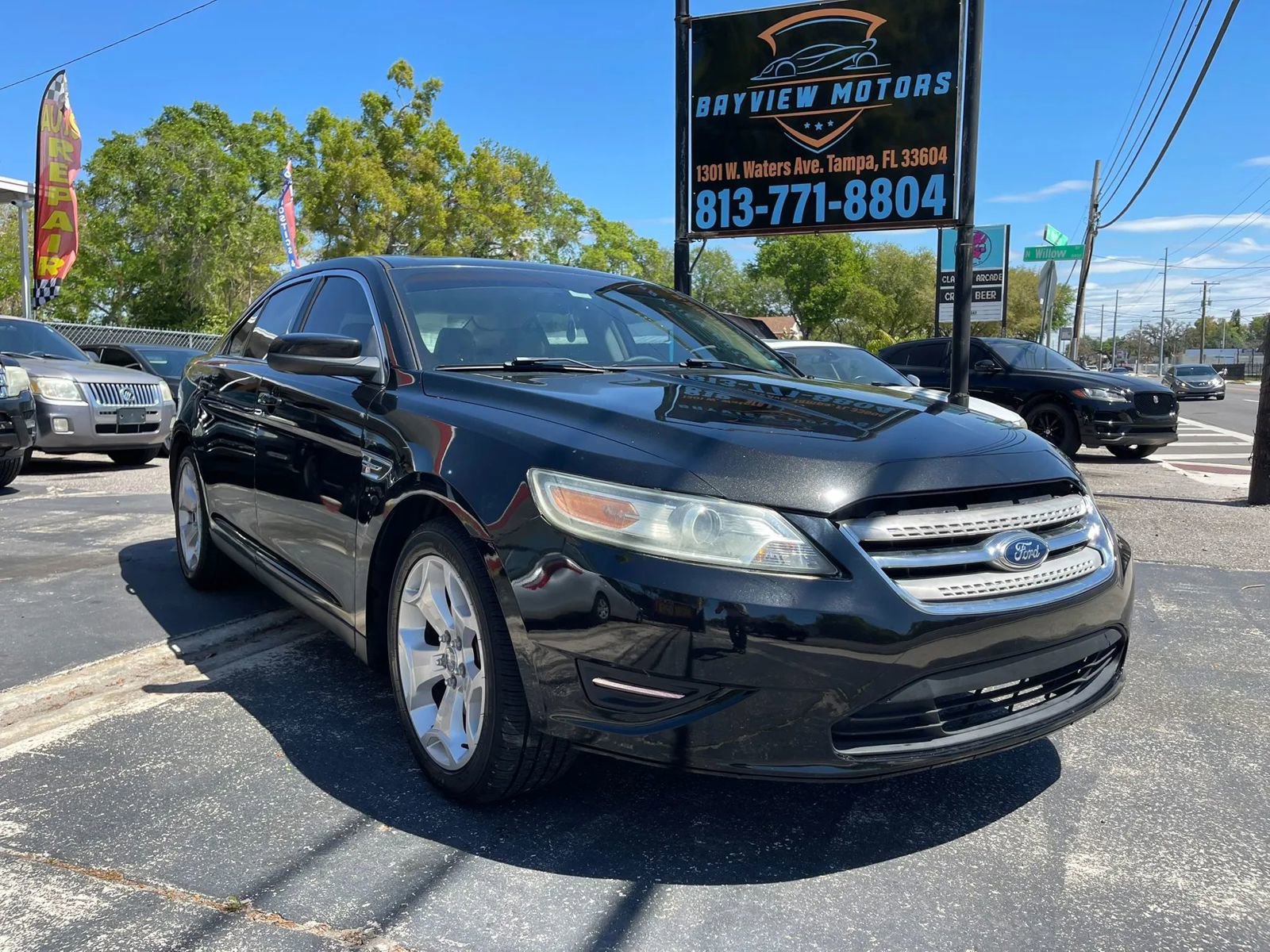 Used 2011 Ford Taurus SEL w/ 202A Rapid Spec Order Code image 1
