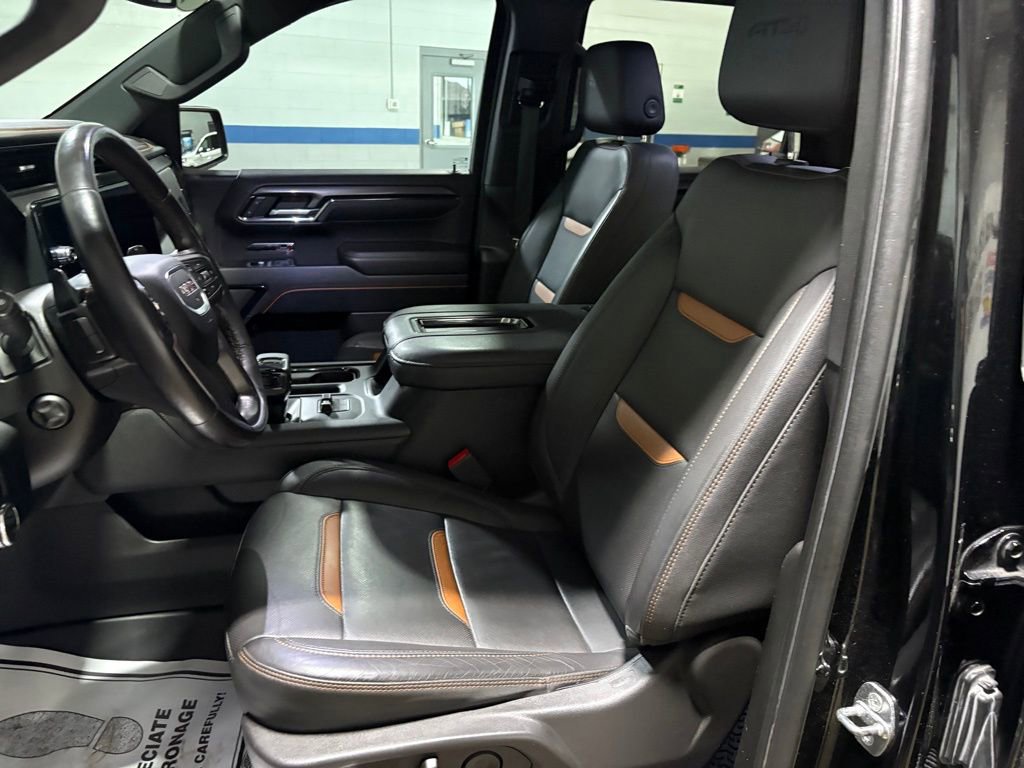 Used 2022 GMC Sierra 1500 AT4 AWD/4WD image 8