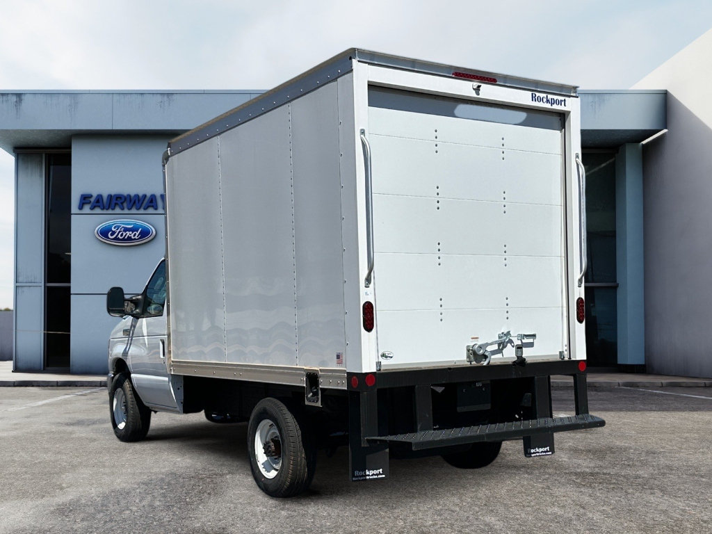 New 2025 Ford E-350 and Econoline 350 Super Duty w/ Power Equipment Group RWD image 4
