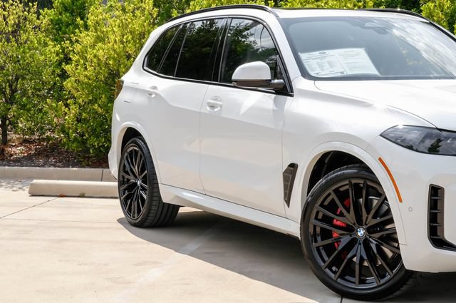 Used 2026 BMW X5 xDrive40i w/ M Sport Package AWD/4WD image 8