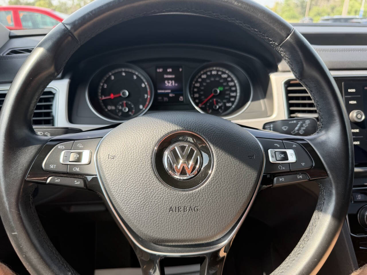 Used 2018 Volkswagen Atlas SEL AWD/4WD image 24