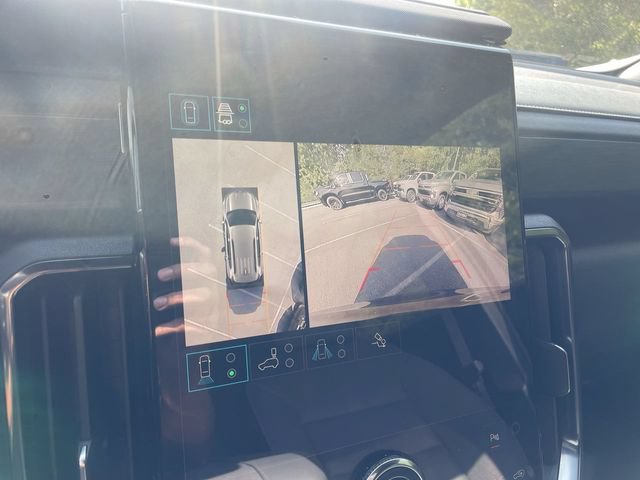 Certified 2024 GMC Acadia AT4 w/ Luxury Package AWD/4WD image 17