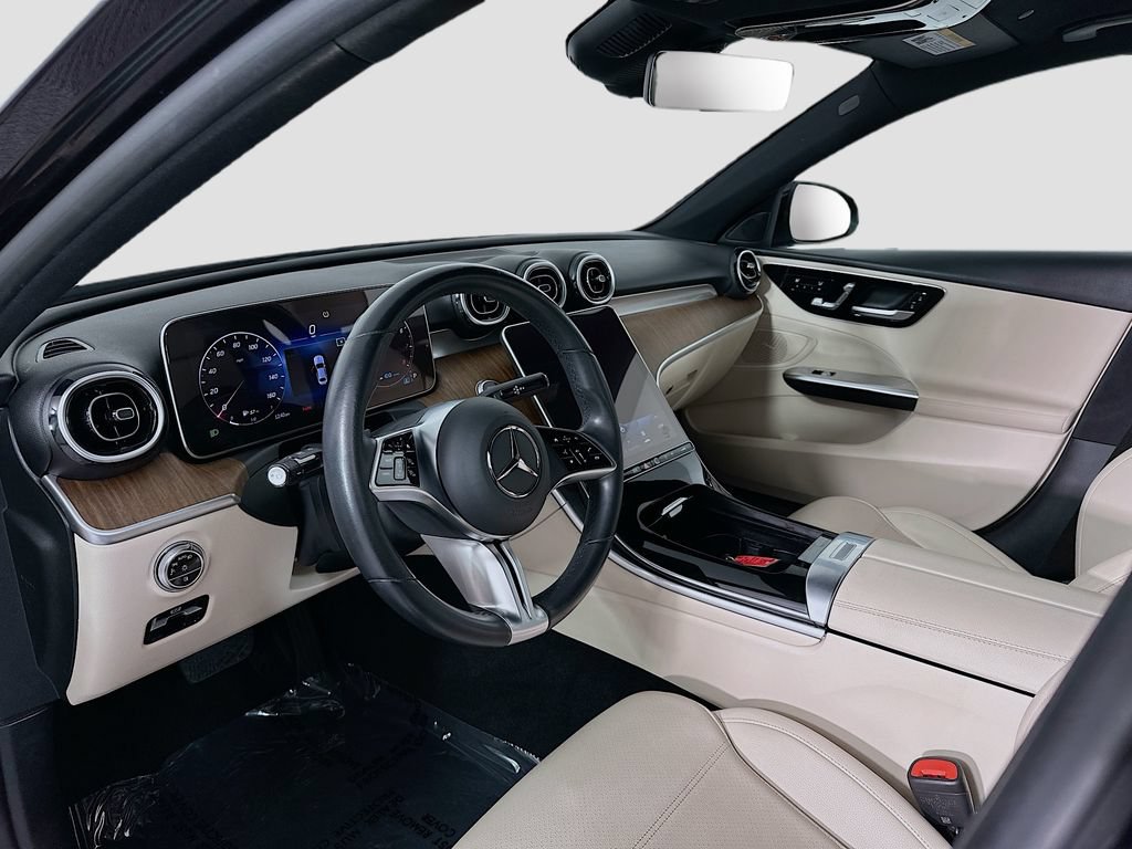 Used 2022 Mercedes-Benz C 300 Sedan image 4