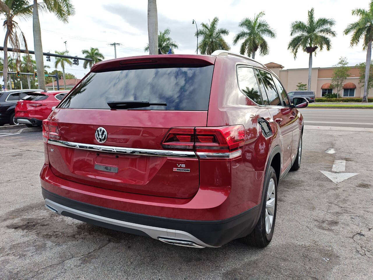 Used 2018 Volkswagen Atlas SE AWD/4WD image 9
