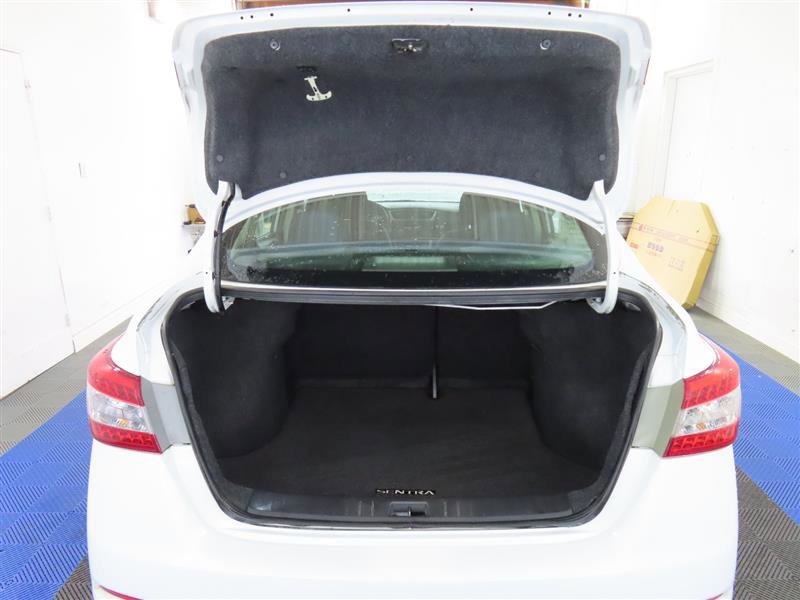 Used 2014 Nissan Sentra SV image 12