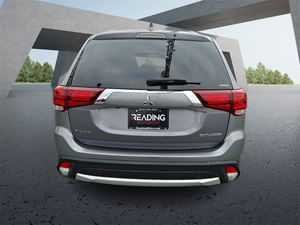 Used 2018 Mitsubishi Outlander SE image 5
