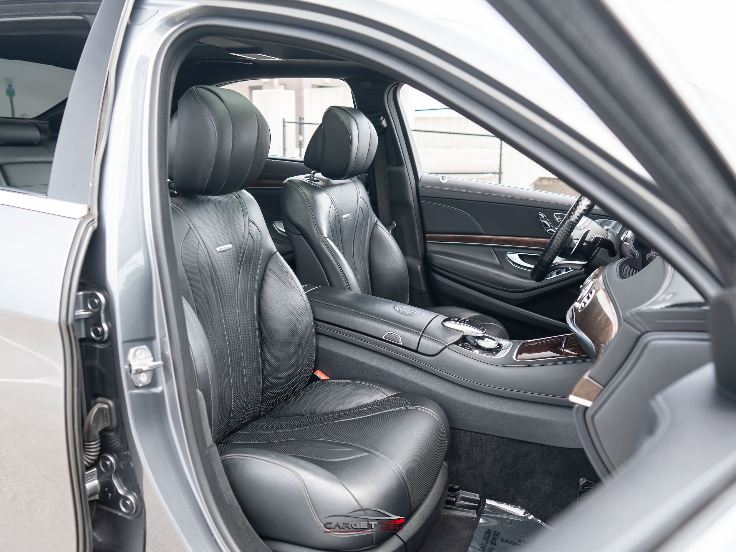 Used 2019 Mercedes-Benz S 63 AMG S 4MATIC Sedan image 17
