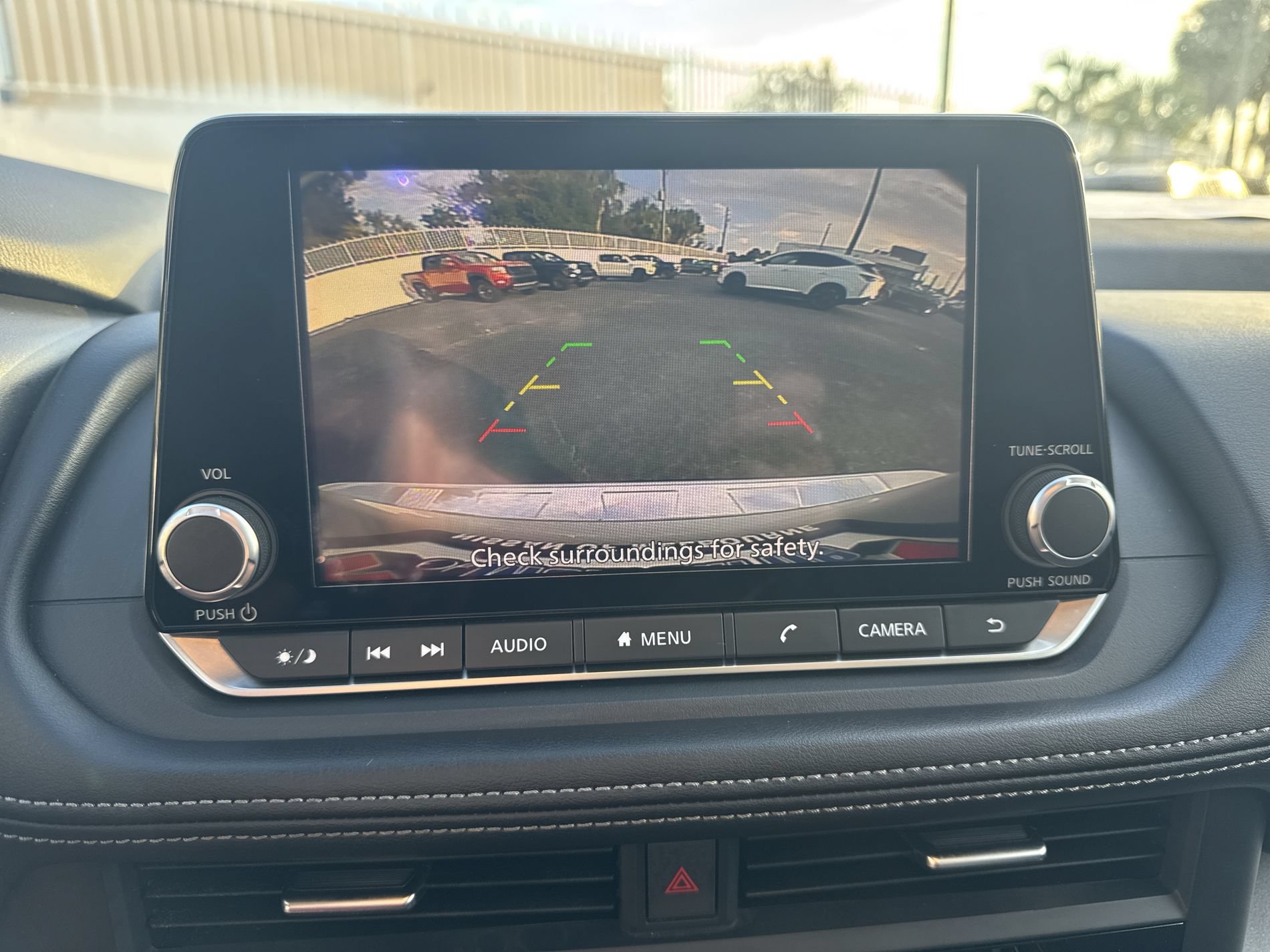 Used 2024 Nissan Rogue SV w/ SV Premium Package FWD image 21