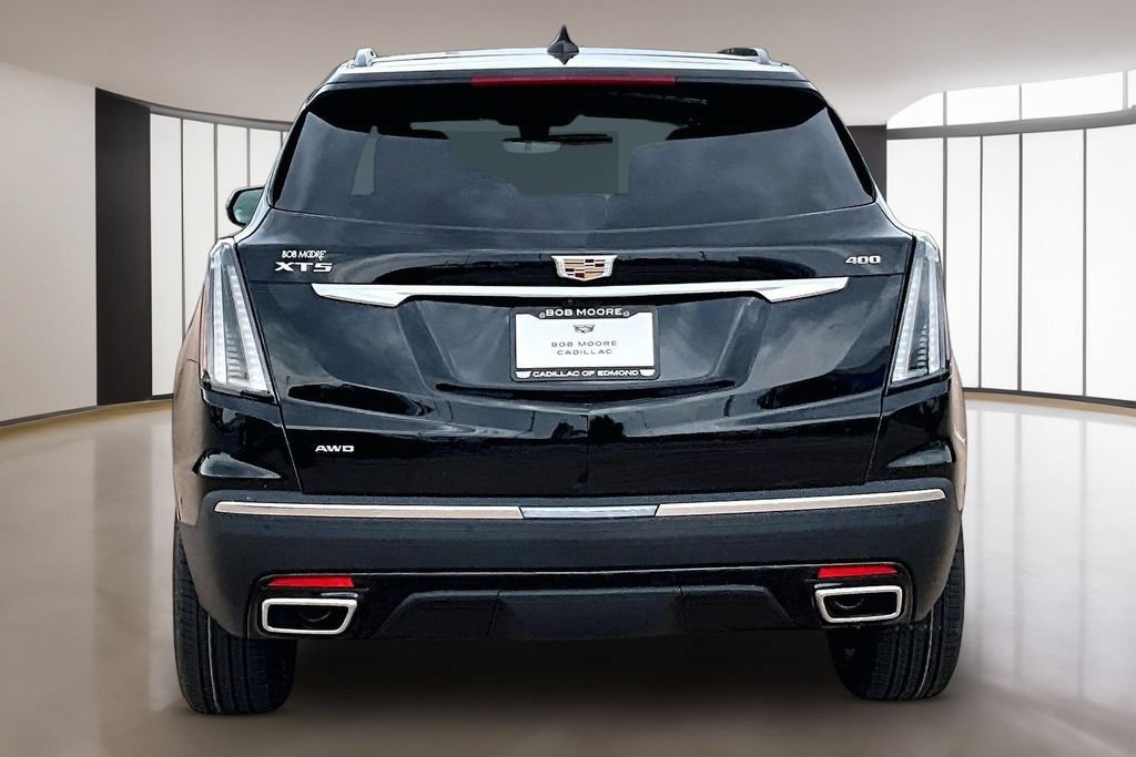 New 2026 Cadillac XT5 Sportv w/ LPO, Floor Liner Package AWD/4WD image 4