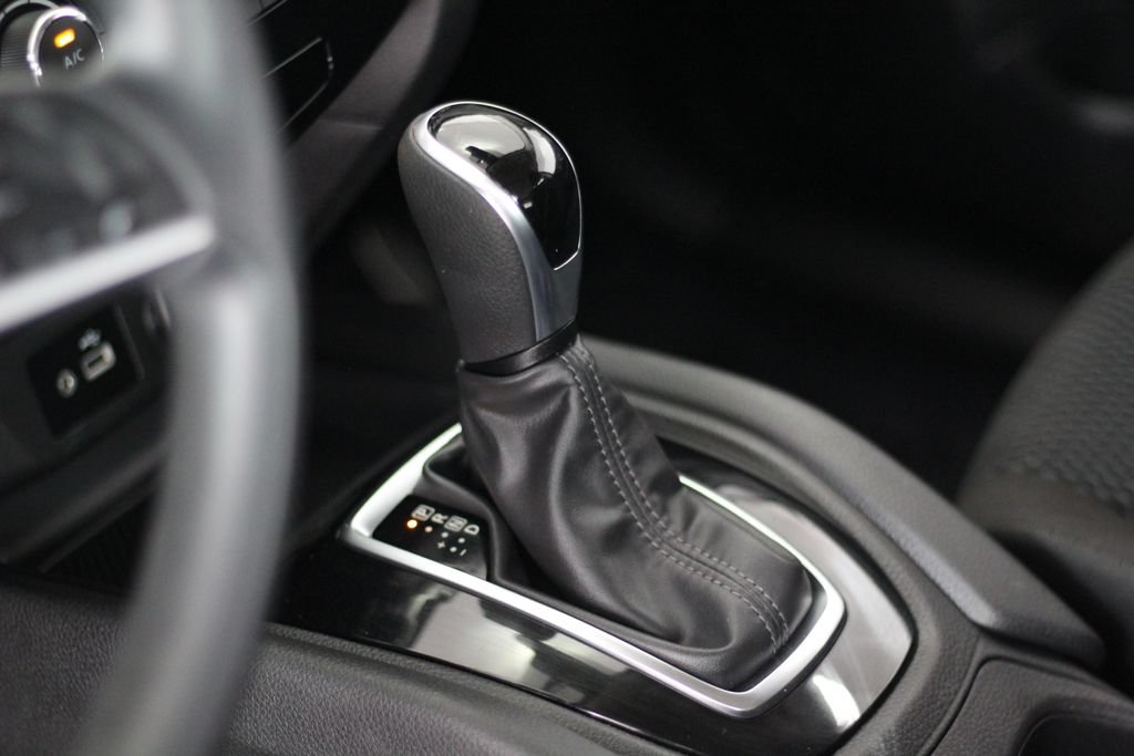 Used 2020 Nissan Rogue Sport S FWD image 25